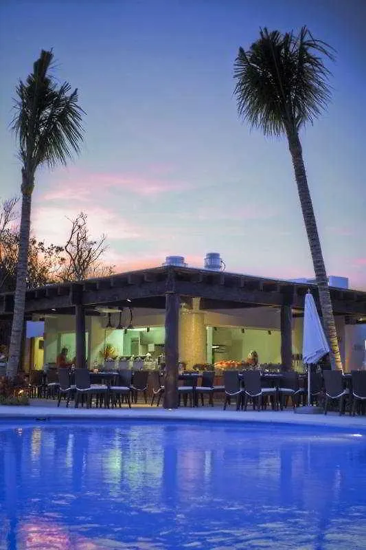 Ocean Breeze Boutique Riviera Maya Puerto Morelos