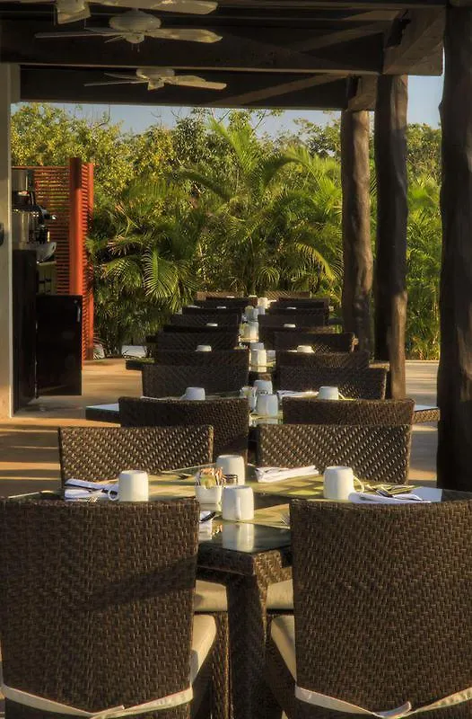 Ocean Breeze Boutique Riviera Maya Puerto Morelos Hotel